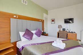 The County Hotel