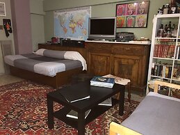 500mbps Wifi Studio 1min From Attiki Metro Station