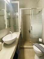 Karyatis - Apartment on the Road of History