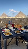 Pyramids Express View Inn