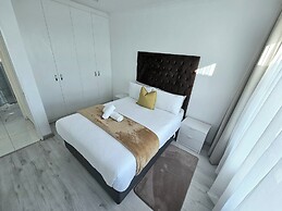 Dolphin Ridge Seaside Apartment