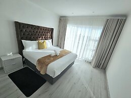 Dolphin Ridge Seaside Apartment
