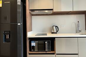 VOU Suites by Avia Suites
