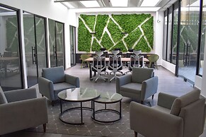 VOU Suites by Avia Suites