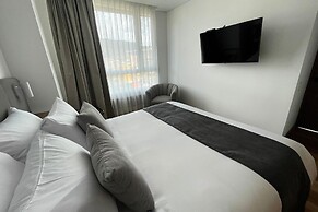 VOU Suites by Avia Suites