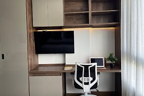 VOU Suites by Avia Suites