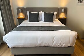 VOU Suites by Avia Suites