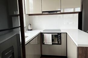 VOU Suites by Avia Suites