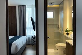 VOU Suites by Avia Suites
