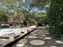 Kawabonga Hostel