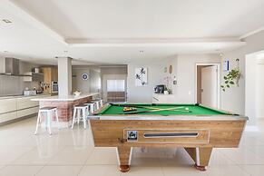 Beachfront, Private Pool, Pizza Oven, Pool Table, Fast Internet, Famil
