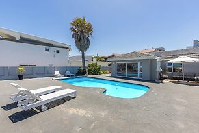 Beachfront, Private Pool, Pizza Oven, Pool Table, Fast Internet, Famil