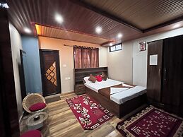 TRADITIONAL HOTEL AND RESTAURANT
