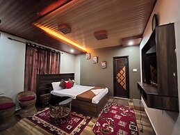 TRADITIONAL HOTEL AND RESTAURANT