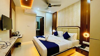 Hotel Pravasa Stay, Dewas Naka