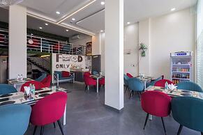 Hotel Pravasa Stay, Dewas Naka