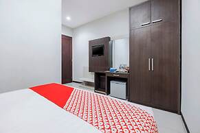 Hotel O Marina Andalas