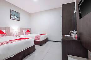 Hotel O Marina Andalas