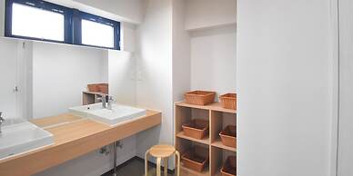 HOTEL WINDS ASAKUSA Capsule Inn - Hostel