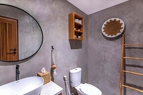 Dela Villa by Betterplace