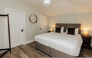 Old Town Cottage - From 350 Per Night