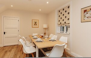 Old Town Cottage - From 350 Per Night