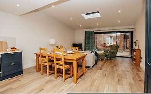 Cart Shed 1 - From 140 Per Night