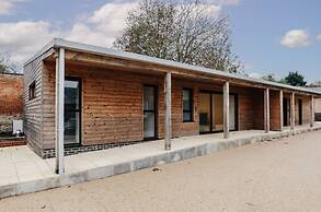 Cart Shed 1 - From 140 Per Night