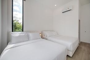 Gina Poolvilla89 Pattaya-Bangsaray beach