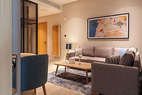 West Walk Retaj Hotel