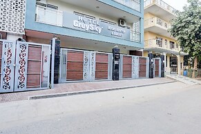 Hotel Grey Sky