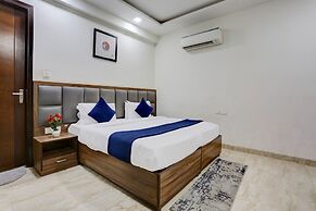 Hotel Grey Sky