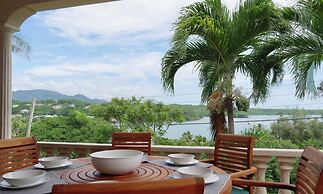 Villa Adina - Sleeps 7 - Pool - Parking - Garden