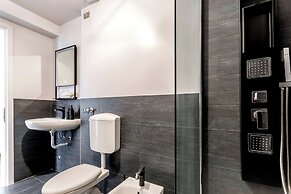 Centro Vicolo Fiori - Modern Split-level Apartment
