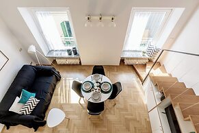 Centro Vicolo Fiori - Modern Split-level Apartment