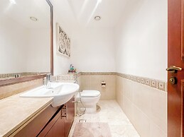 1BR North Residence with Beach Access