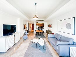 1BR North Residence with Beach Access
