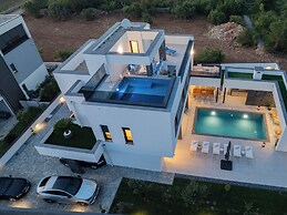 Villa Elena