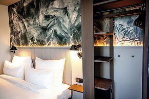Motel One Paris-Porte de Versailles