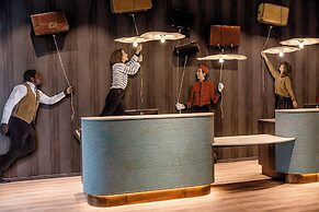 Motel One Paris-Porte de Versailles