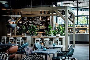 Motel One Paris-Porte de Versailles