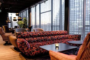 Motel One Paris-Porte de Versailles