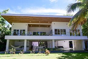 Esterillos Lote 6 Bedroom Home