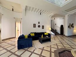 Palais Volteras