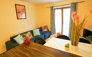 2-bed Apartment Near Beaches & Attractions Petsok