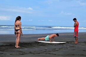 Somar Surf lodge