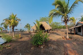 Somar Surf lodge