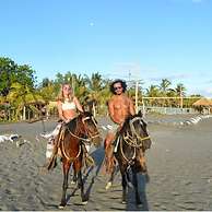 Somar Surf lodge