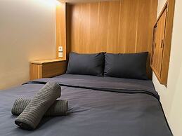 ALTHIA PRIVATE CAPSULE QUARTERS