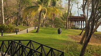 Reunion Wellness Resort & Retreats